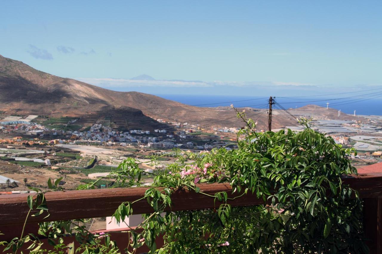 Tonono'S Village Santa Maria de Guia de Gran Canaria Extérieur photo